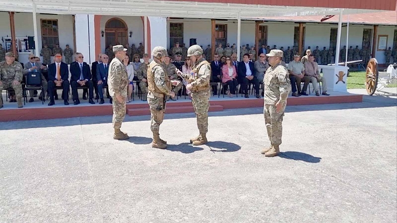 Coronel Gonzalo Hernández asume como nuevo director de la Escuela de Artillería de Linares