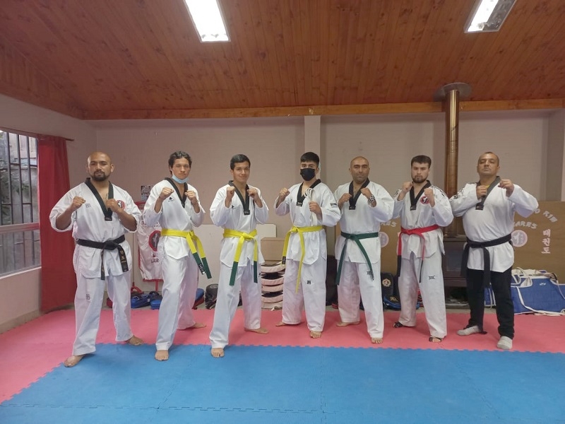 Escuela Miyamoto Cobra Kim de Linares realizó evaluación