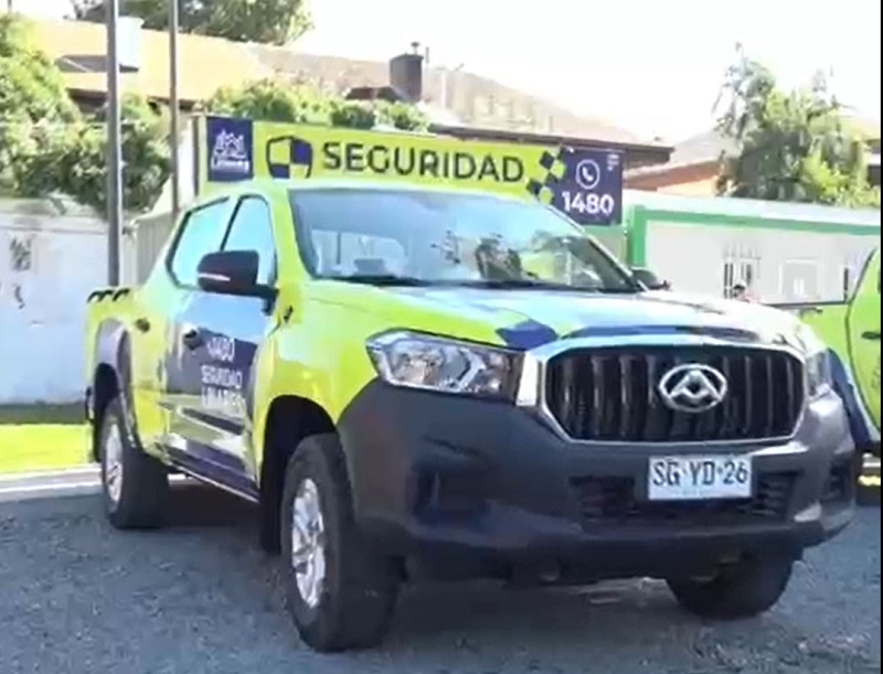 Alcalde de Linares: “Nueva camioneta se suma a seguridad municipal”