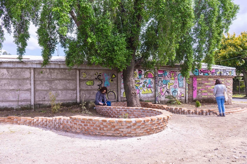 Estudiantes de arquitectura realizan intervenciones para mejorar vecindarios en Talca