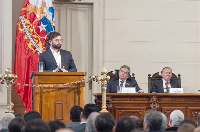 Encuesta CADEM: Presidente Gabriel Boric con 31% de aprobación y 61% de desaprobación