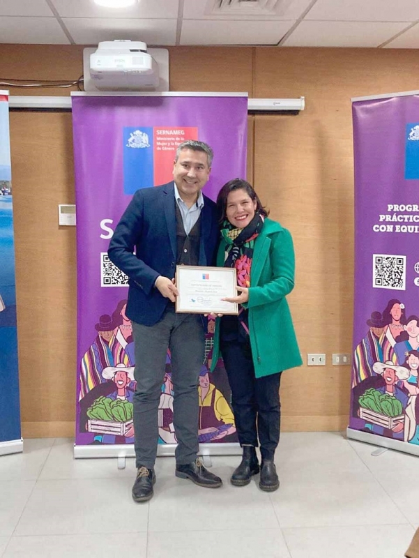 Nuevosur es reconocida por Sernameg como referente en la región en materia de equidad de género