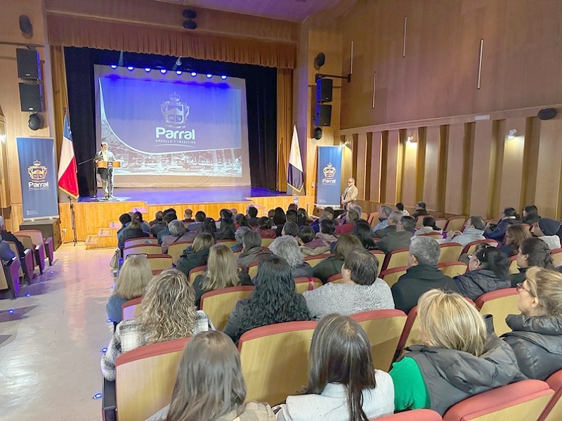 Alcalde de Parral anuncia nuevo ordenamiento territorial con las Juntas de Vecinos 