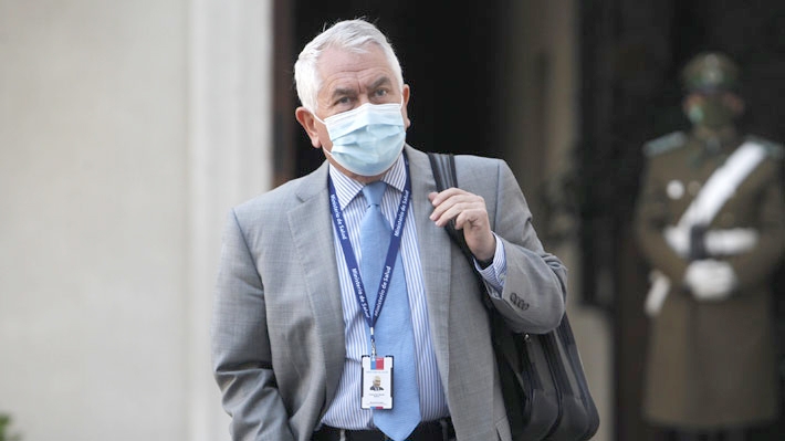 Ministro Paris: "Después de dos años, estamos viviendo una nueva etapa de la pandemia"