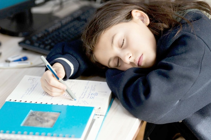 Especialista de Utalca explica el rol que juega el buen dormir en el aprendizaje y la salud     