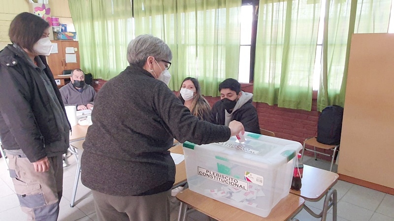 Servel: hasta el 29 de noviembre se extiende plazo de excusas para vocales de mesa del Plebiscito