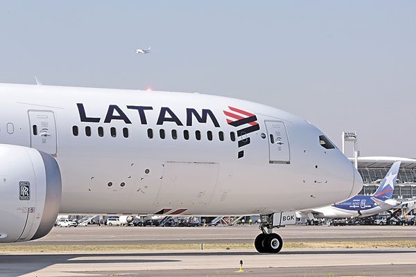 Pilotos de Latam presentaron demanda por prácticas antisindicales