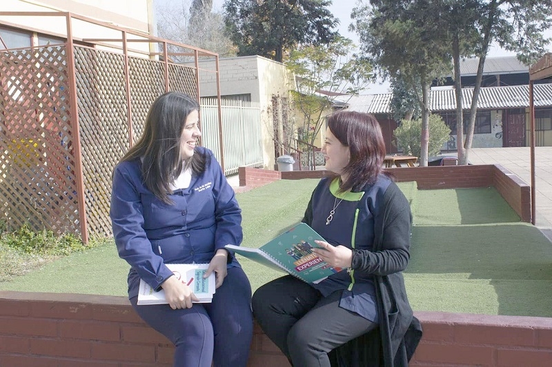 Mineduc invita a profesores que están iniciando su ejercicio profesional a postular a las mentorías