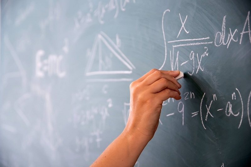 Laboratorios de aprendizaje: Plantean usar el error como herramienta docente