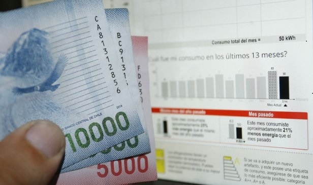 Cuentas de la luz subirán otro 7% durante el segundo semestre