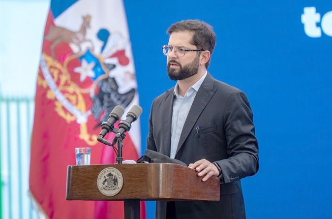 Encuesta CADEM: 28% aprueba y 65% desaprueba la gestión del Presidente Gabriel Boric