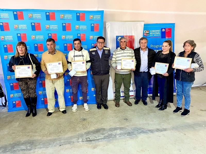  Emprendedores afectados por lluvias e inundaciones recuperaron sus negocios gracias al apoyo del Gobierno Regional y el FOSIS