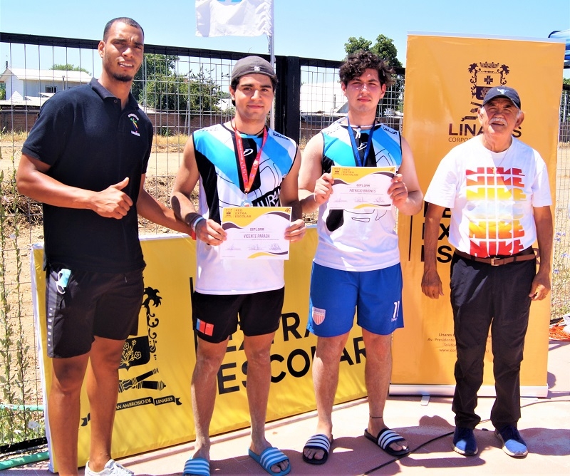 Exitoso Torneo de Beach Volley organizado por la Red Extraescolar de Linares 