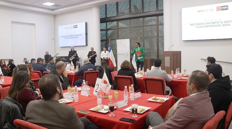  Universidad Autónoma agradece a sus socios comunitarios en emotiva ceremonia 