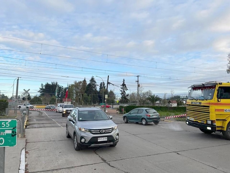 Alcalde de Longaví manifiesta preocupación por falta de mantenimiento de barrera  de ferrocarriles en acceso a la comuna