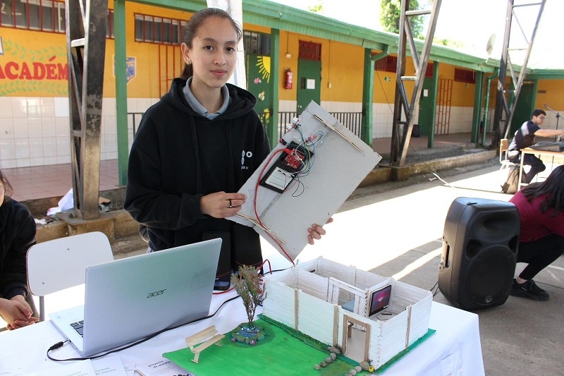 Escuela Pedro Alessandri  de Longaví realizó Feria Científica y Tecnológica Escolar