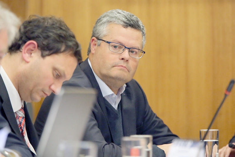 Diputado Rentería promueve postnatal de un mes para el padre
