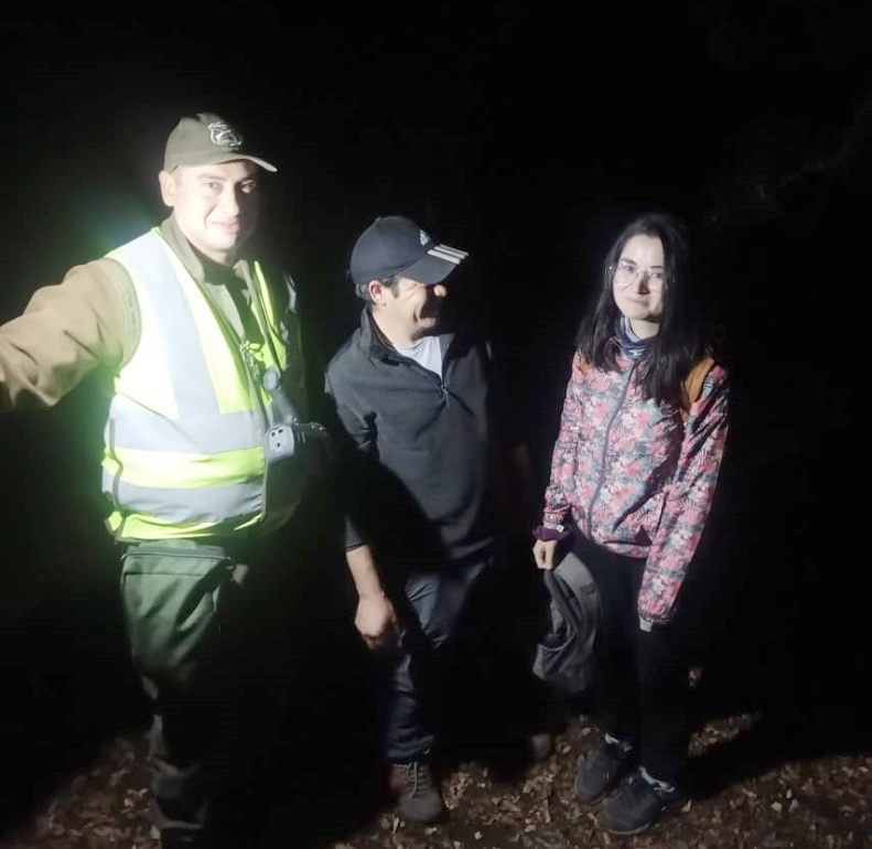  Parral: Carabineros rescató a un hombre y una mujer extraviados en la zona cordillerana de Bullileo