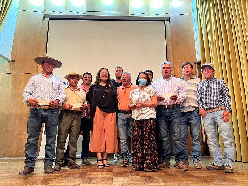 INDAP entregó recursos de reactivación a productores de maíz de grano de la provincia de Linares