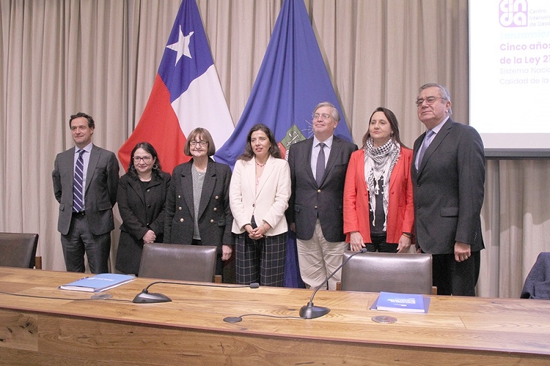 Presentan libro que reflexiona sobre la calidad de la educación superior