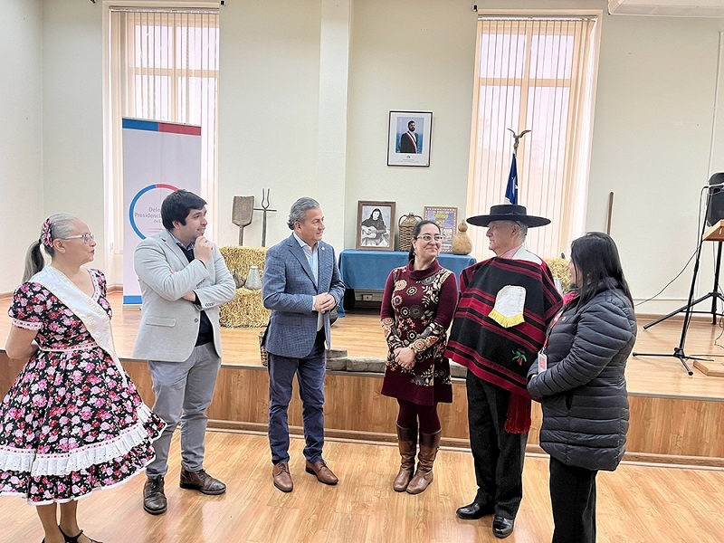 Autoridades realizan el lanzamiento provincial del Campeonato de Cueca Adulto Mayor 2025