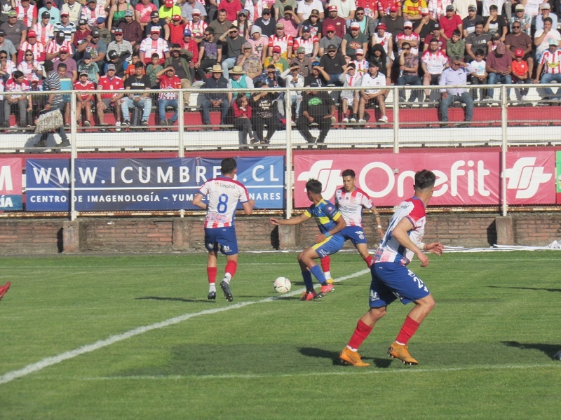Este sábado: Albirrojos pueden dar la vuelta olímpica en Ovalle si ganan y pierde Osorno 