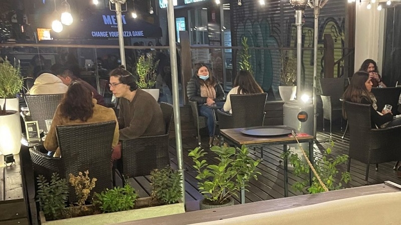 Piden protocolo para locales gastronómicos de comunas en Fase 2