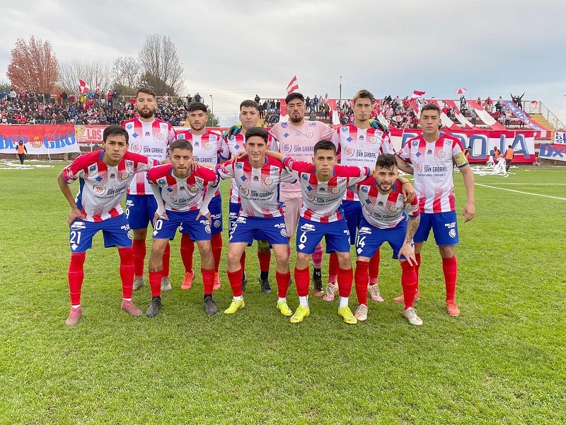 Deportes Linares: Dirigentes realizan llamado para que la hinchada los apoye en estos momentos difíciles 