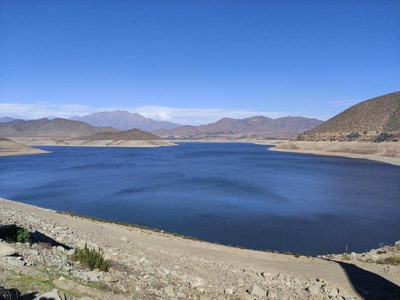 Llaman a aprobar proyecto que facilita construcción de embalses agrícolas y que fomenta la captación de agua