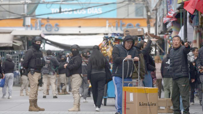 Primer fin de semana del "nuevo Meiggs" sin toldos azules: Refuerzo de seguridad y restricción de accesosEn la semana se vivió un amplio operativo de desalojo de comerciantes ilegales en el sector.