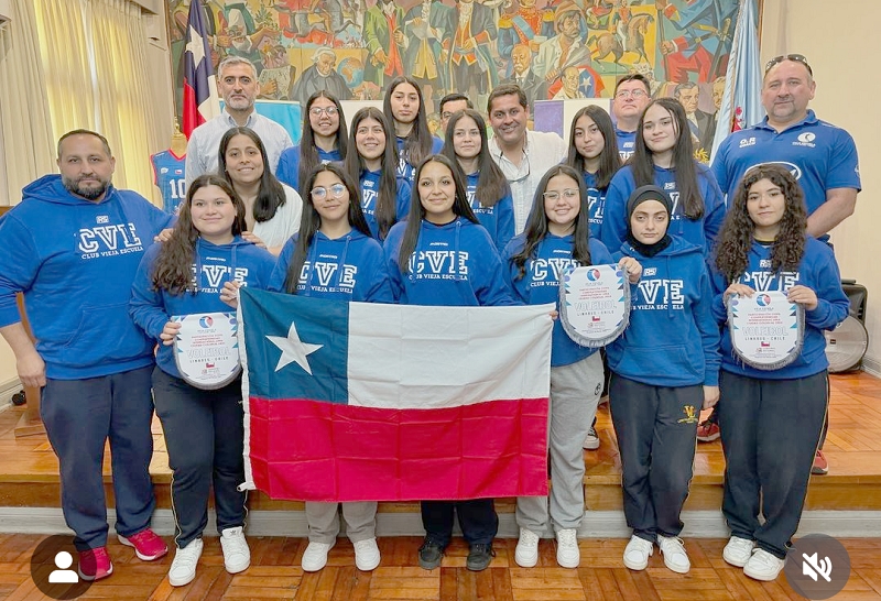 Viajan a Perú: Club Vieja Escuela de Linares  participará en torneo internacional de vóleibol 