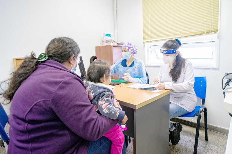 UTalca: Estudiantes de Medicina retoman prácticas en campos clínicos en la región del Maule