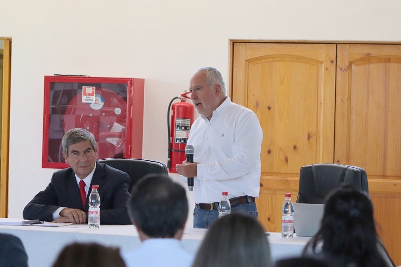 Alcalde de Longaví participó en primera reunión de educación con los 38 directores de la comuna