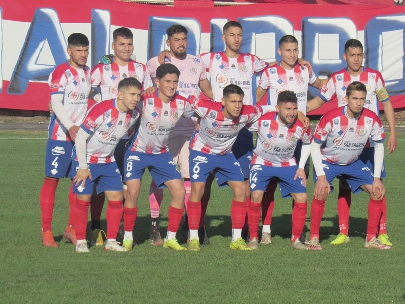 Albirrojos  quieren terminar la primera rueda invictos y líderes del torneo en Rengo 