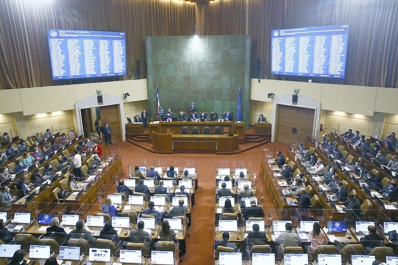 Igualan plazos de inhabilidad de fiscales del Ministerio Público para postular a elecciones