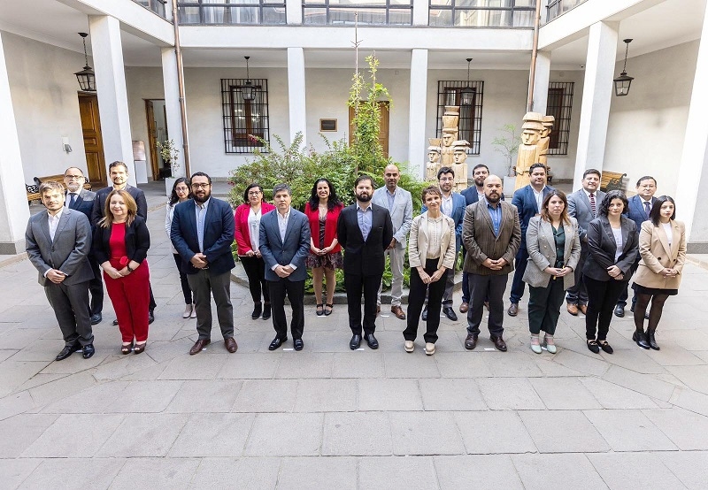 Delegado Aqueveque participa de jornada de trabajo con Presidente Gabriel Boric