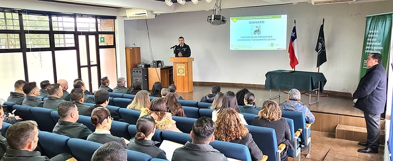 En coordinación con Senadis Unidad Regional de Derechos Humanos de Gendarmería Maule, organizó seminario: Discapacidad en contexto Penitenciario