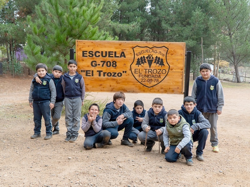 Escuela El Trozo de Cauquenes: de la tala de un árbol a comunidad educativa