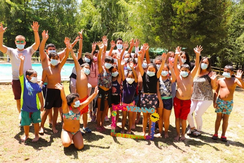 60 niños de madres temporeras de Longaví disfrutan un verano entretenido