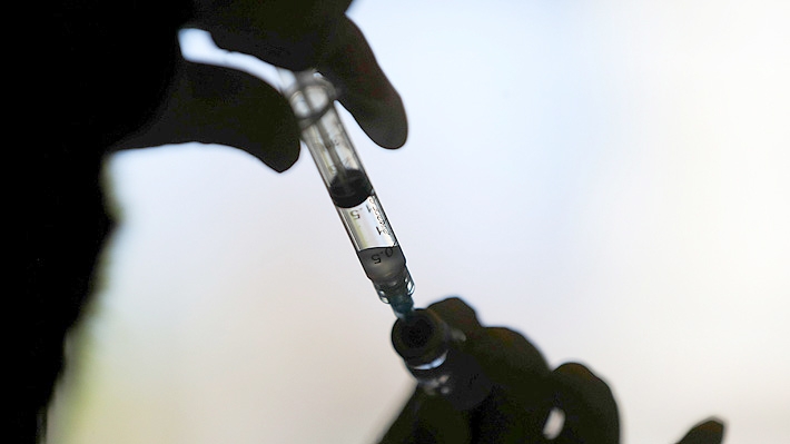 La multimillonaria cifra en ganancias que obtendrían este año los fabricantes de vacunas contra el covid-19