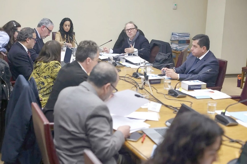 Senado:  comisión de Constitución recibe propuestas de cambios a proyecto de ley conocido como "antifiltraciones" o “ley mordaza”