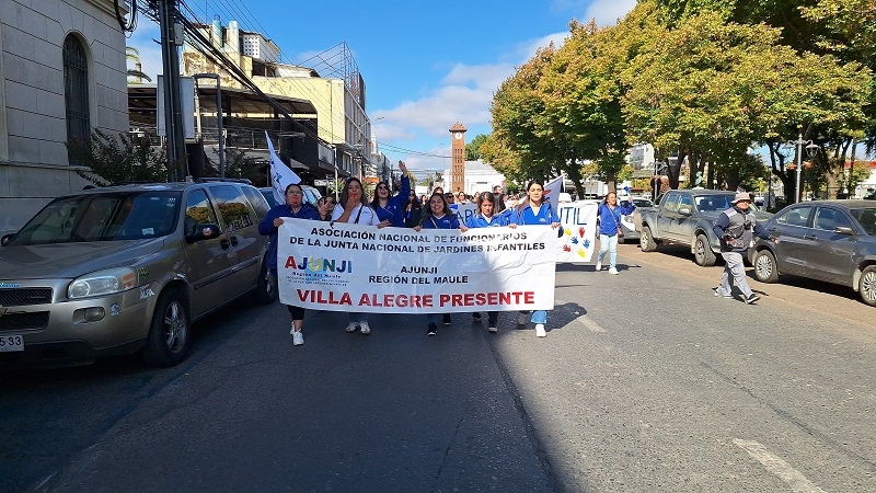 Provincia de Linares se sumó a paro nacional de AJUNJI