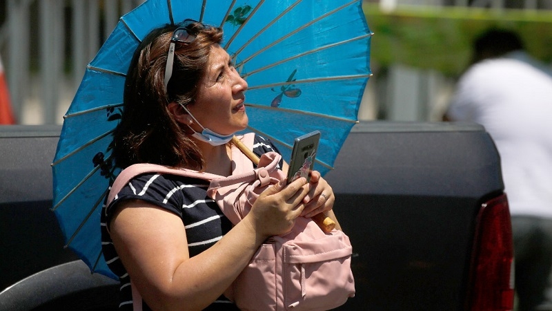 Altas temperaturas: Región Metropolitana tendrá una máxima de 32 grados este domingo