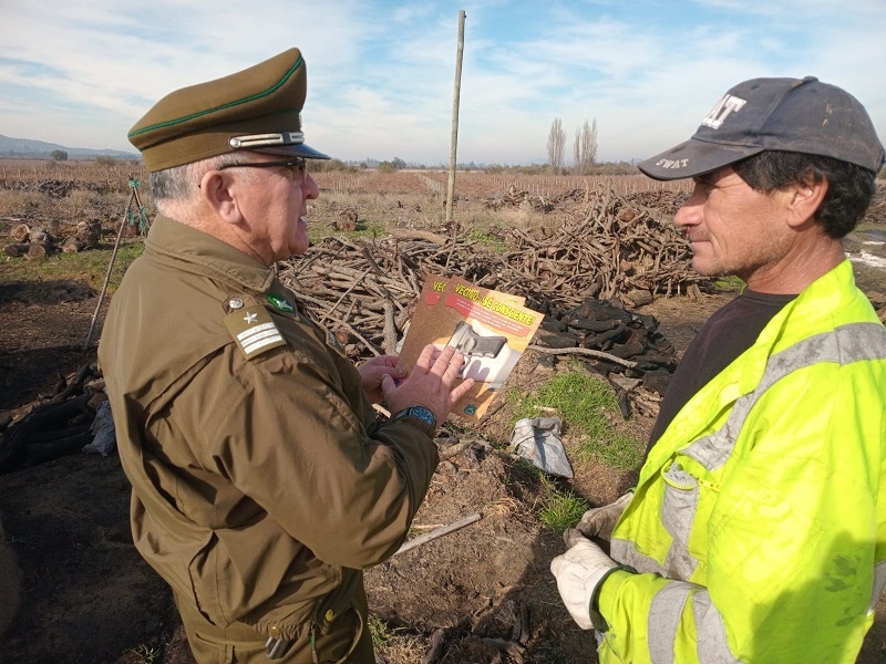 San Javier: impulsan campaña para entrega de armas en manos de particulares