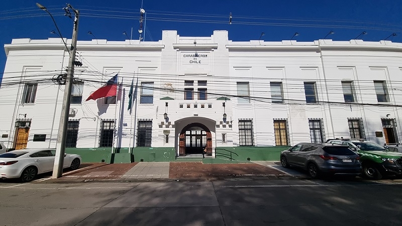 Linares: Carabineros detuvo a tres sujetos por robo con violencia en plena vía pública