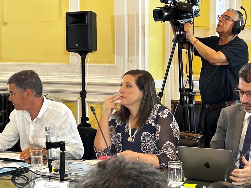  Lla senadora del Maule, Paulina Vodanovic (PS), valoró la firma del decreto para la expropiación de terrenos en la ex Colonia Dignidad, en Parral.