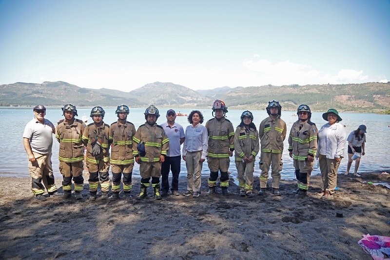 Bomberos de Chile y Colbún S.A.: Campaña de prevención 2025 concluye con éxito y sin accidentes en canales de regadío y devolución del Maule