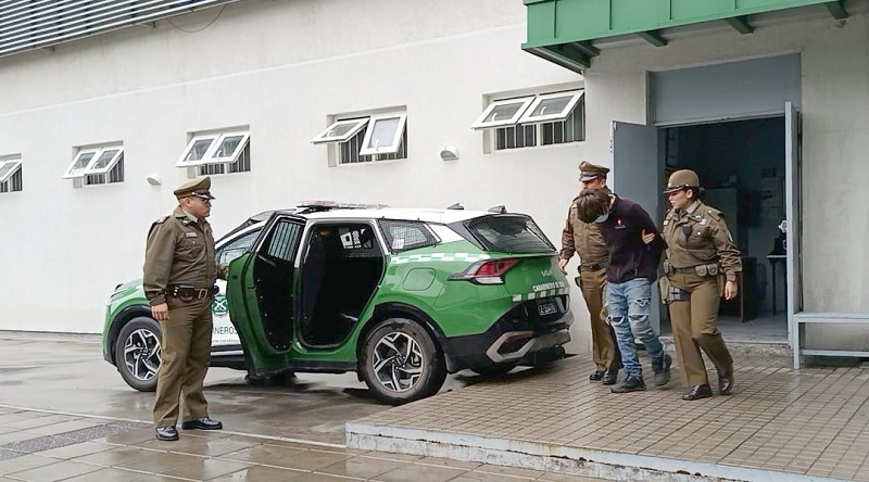 Carabineros de Parral detuvo a sujeto por robo desde un local comercial