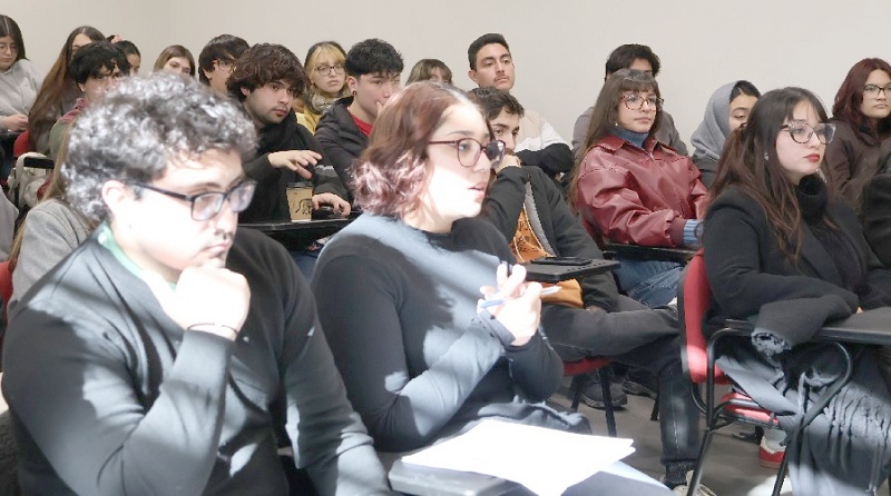 Universidad Autónoma:  Centro de Estudiantes de Psicología promueve diálogo académico sobre salud mental