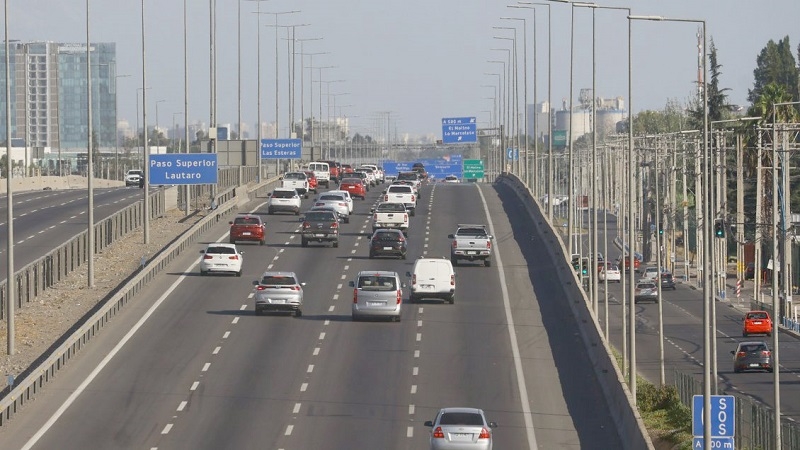 Semana Santa: El plan en las carreteras para el retorno a Santiago de 170 mil vehículos